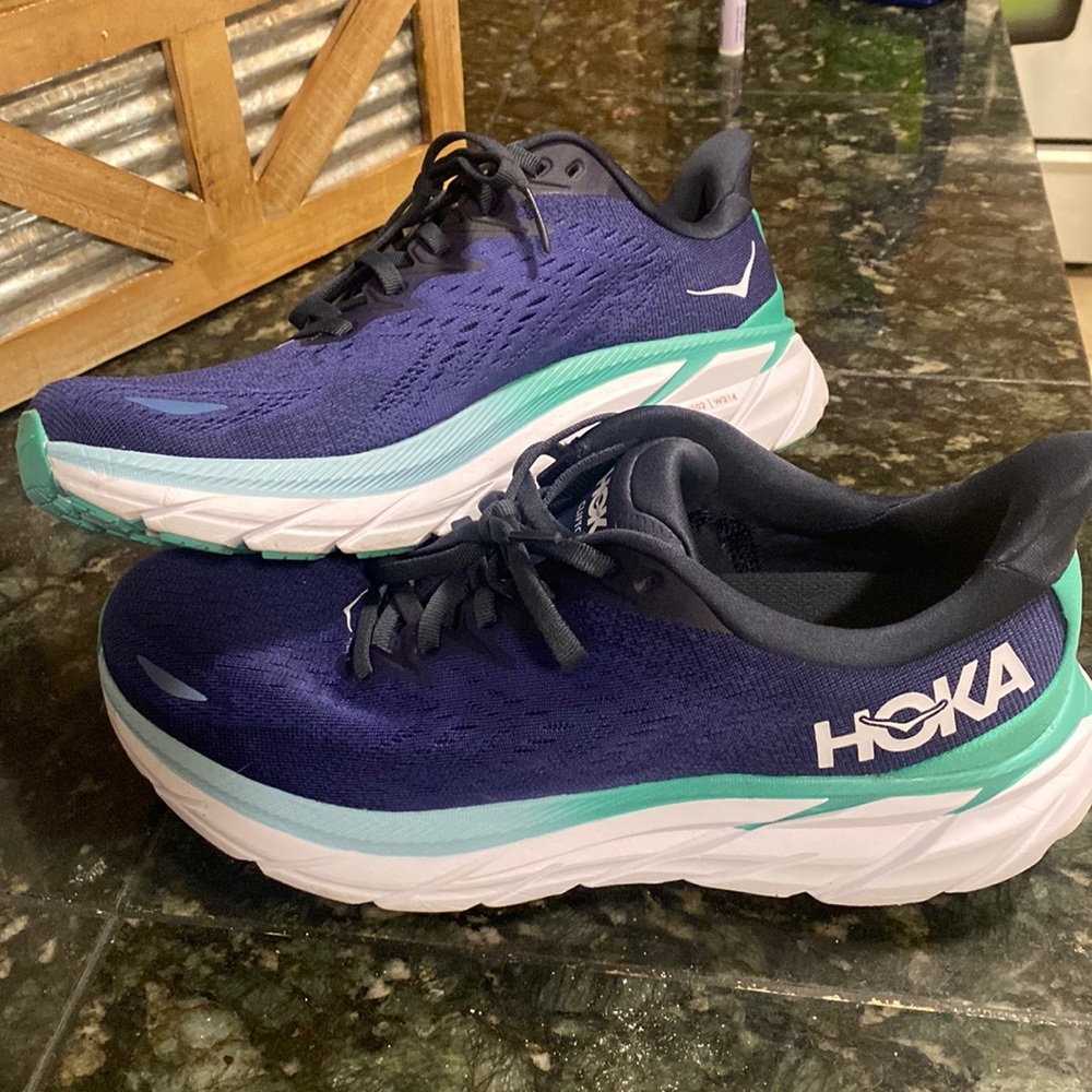 Hoka Clifton 8